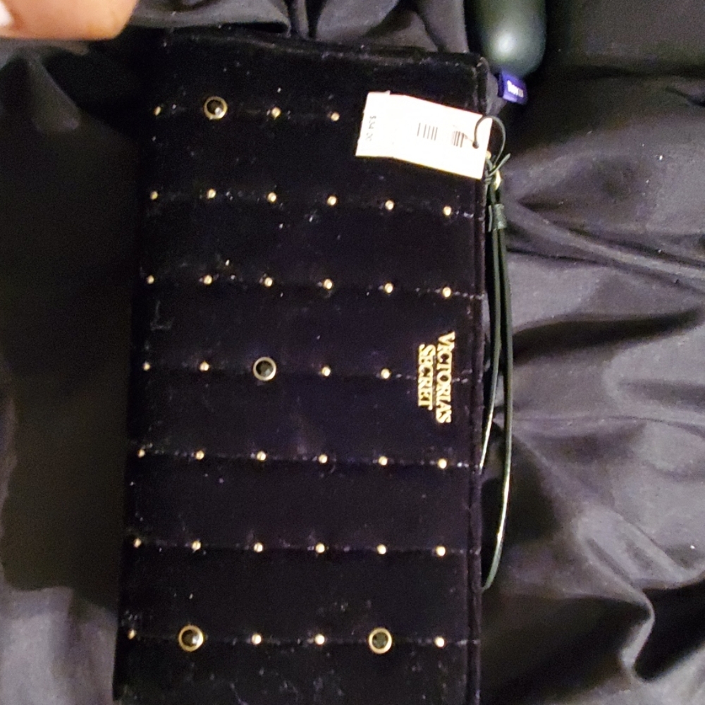 Victori secret wallet